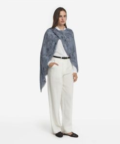 Taralawrence.shopf763079cdd 1