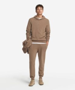 Taralawrence.shopf9e59269a8 1