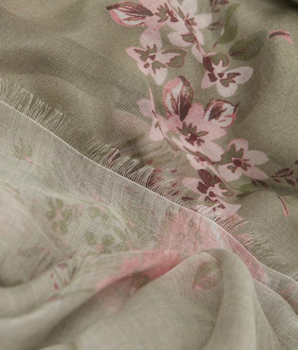 Taralawrence.shopfa86d5ac88 3