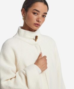 Taralawrence.shopfabac683bb 4