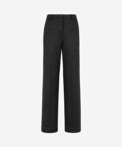 Taralawrence.shopfe83700357 5