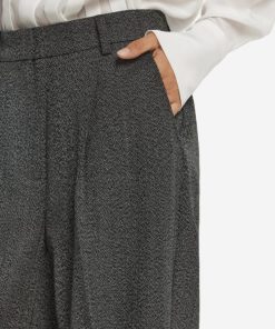 Taralawrence.shopff362979c4 4